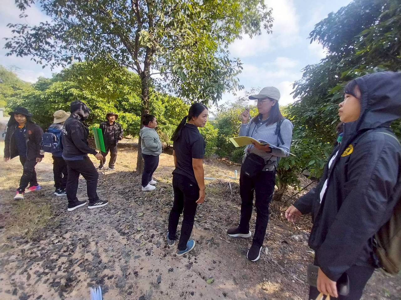 title - โครงการสัมมนาเชิงปฏิบัติการ หลักสูตร สร้างและพัฒนาศักยภาพผู้ตรวจประเมินเพื่อเตรียมความพร้อมด้านการตรวจรับรอง GAP พืชอาหารและข้าวในเขตปฏิรูปที่ดิน